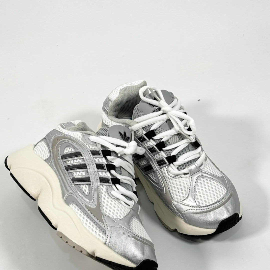 Adidas Ozmillen Plateado