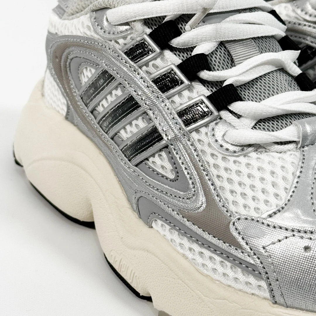 Adidas Ozmillen Plateado