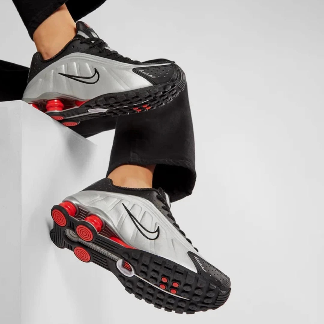 Nike Shox R4 Plata-Negro