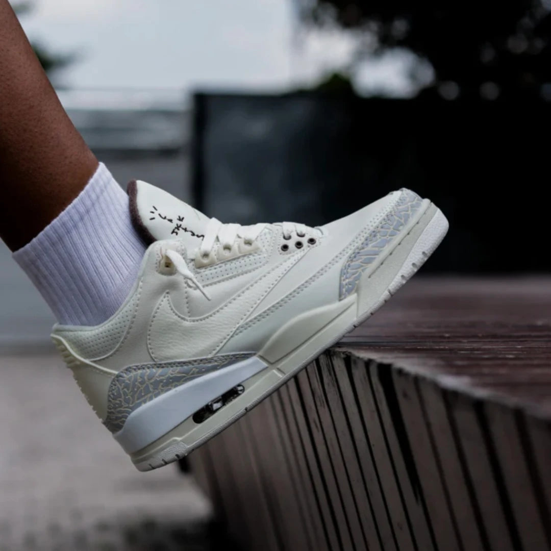 Nike Jordan Retro 3 Travis Beige