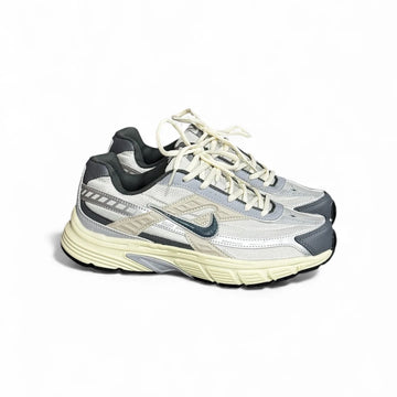 Nike Initiator Gris